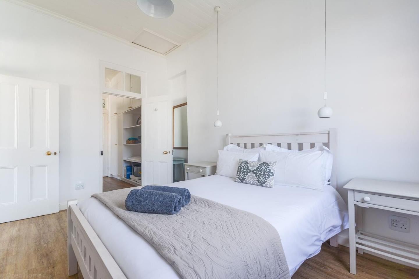 Windsor By Open Apartment *